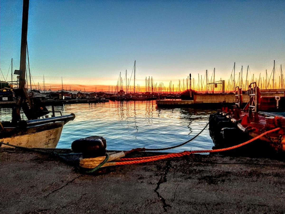 Hotel Amalfi Rimini Bagian luar foto